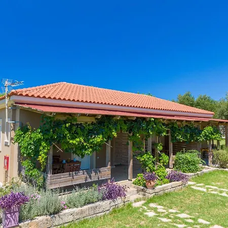 Aggelina's Apartman *