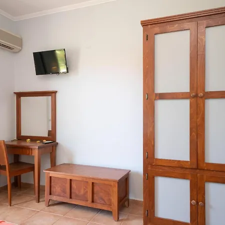 Aggelina's * Xi Beach